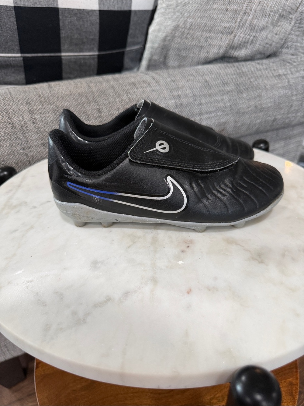 Kids Nike Jr. Tiempo Legend Soccer Cleats size 13.5C